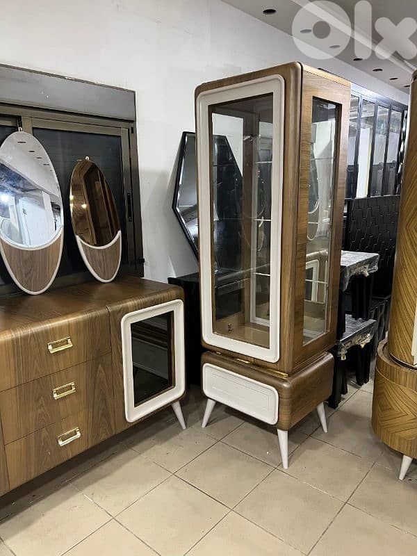 اوضة سفرة تركية كتير مرتبة ونظيفة شبه جديد 4