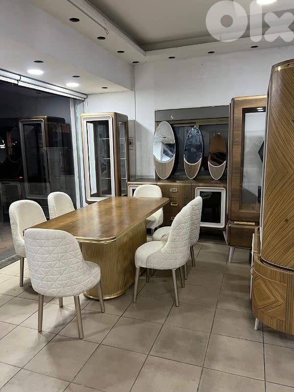 اوضة سفرة تركية كتير مرتبة ونظيفة شبه جديد 6