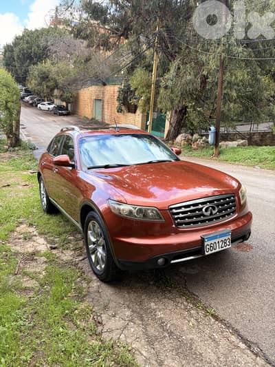 Infiniti Fx series 2008 FX35 Burgundy Color