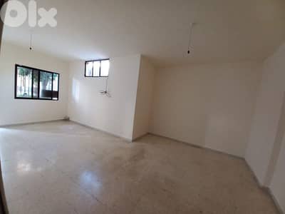 studio for rent in bouar