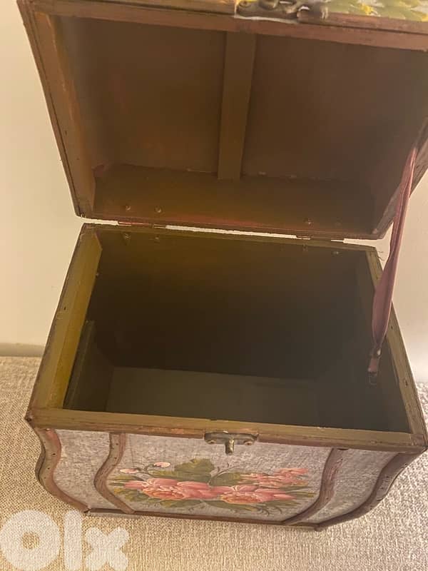 handmade antique box 5