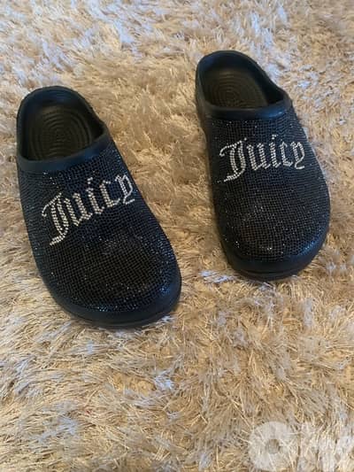 Juicy couture crocs