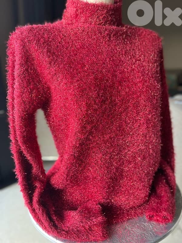 CALVIN KLEIN ORIGINAL FUZZY TOPS 4