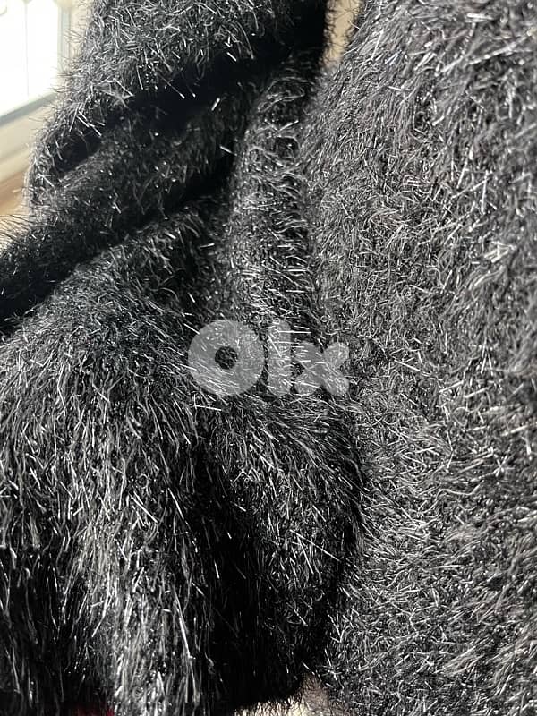 CALVIN KLEIN ORIGINAL FUZZY TOPS 6