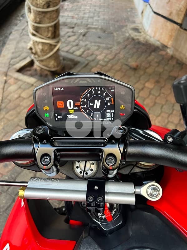 Ducati Hypermotard 950 1