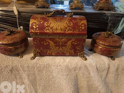 tree pieces of porcelain sévres hand made