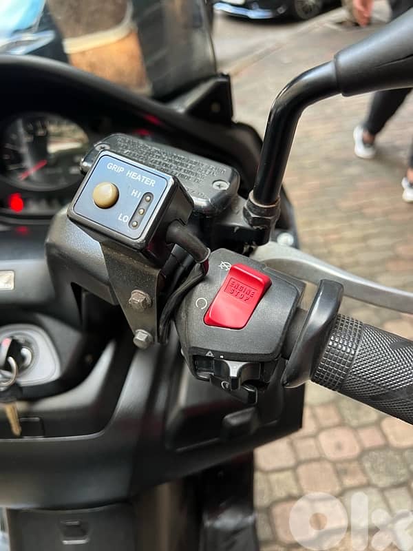 Honda silverwing crystal 600 AbS 8