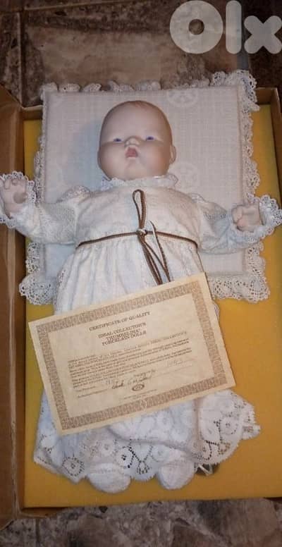 Thumbelina porcelain Dolls 1983s