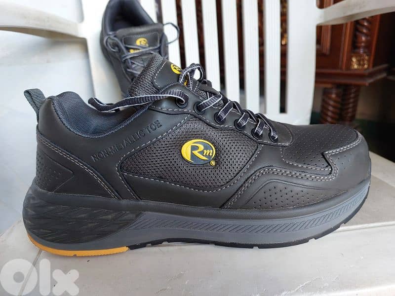 Safety Shoes - 42 - حذاء السلامة 5