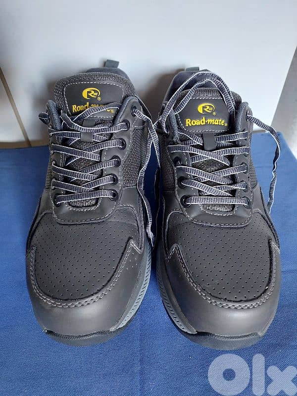 Safety Shoes - 42 - حذاء السلامة 9