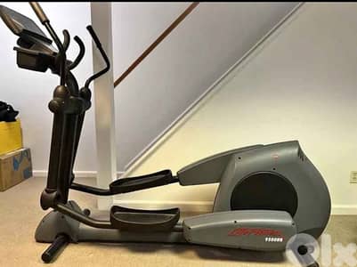 Life fitness elliptical made in usa hight quality whatsapp 03139571