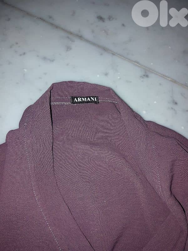 شروة اكثر من ٨٠ قطعة تياب واحذية مستعملة 3