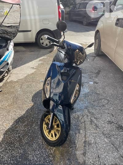 Moto for sale