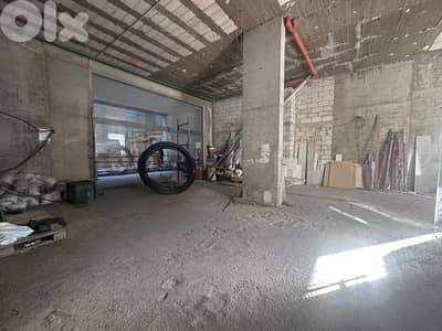 Shop for Rent in Downtown Beirutمحل للإيجار في وسط بيروت