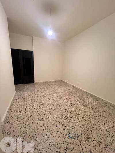 Appartment for sale in Eddeh-Batroun - شقة للبيع في إده-البترون