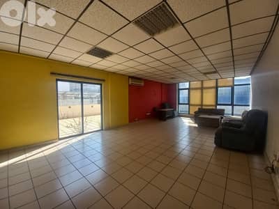 Offices - Warehouses - Shops For rent in Zouk Mosbeh