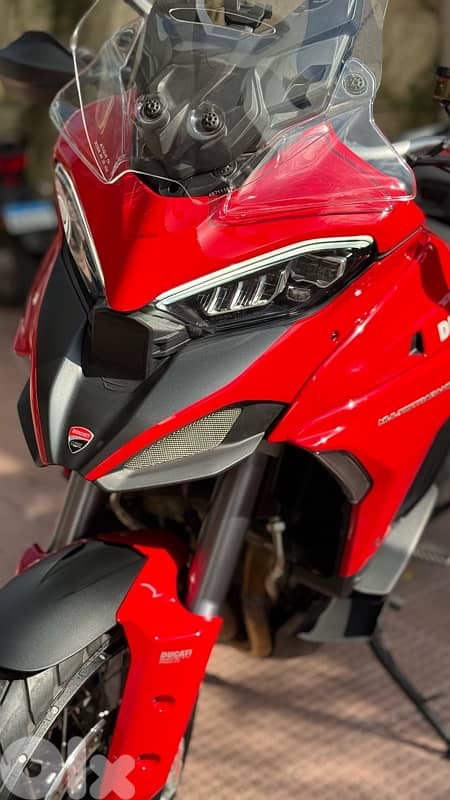 Ducati Multistrada V4 S Travel & Radar 1