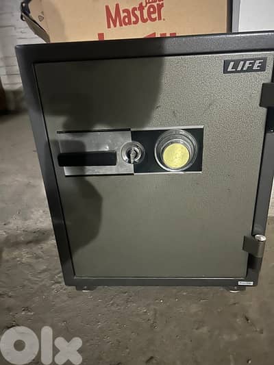 safebox  خزنة