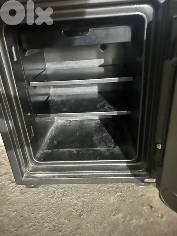 safebox  خزنة 2
