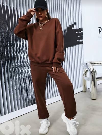 Brown Two-Piece Sweat Set (Oversized Sweatshirt + Jogger Pants)
