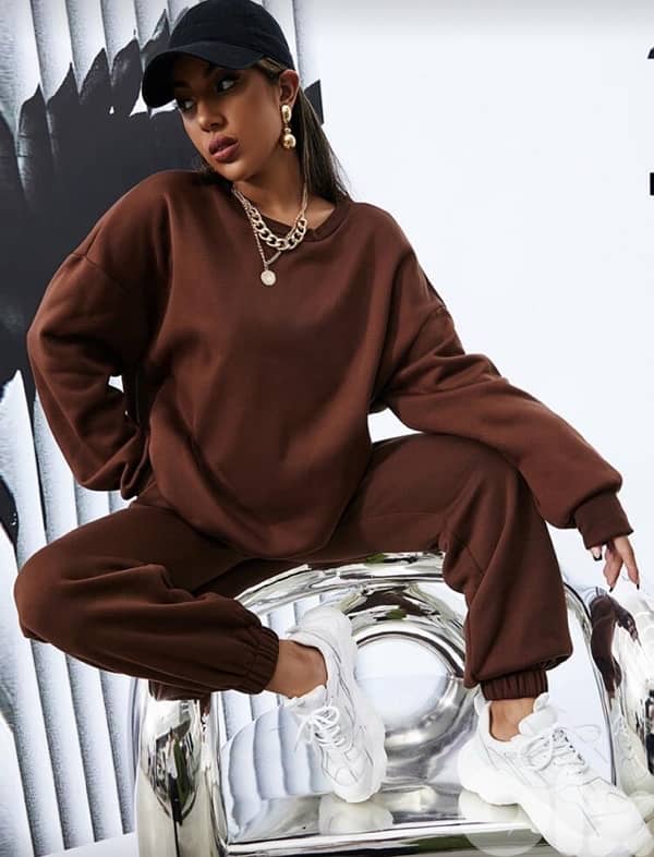 Brown Two-Piece Sweat Set (Oversized Sweatshirt + Jogger Pants) 2
