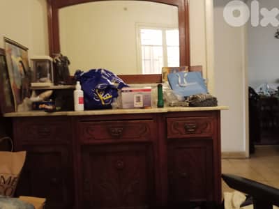 Vintage Victoria Queen Style coiffeuse