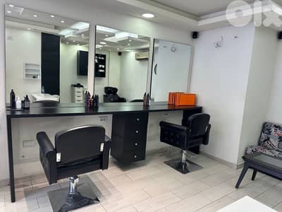 صالون كوافير مفروش كامل للبيع – جاهز للعمل فورًا