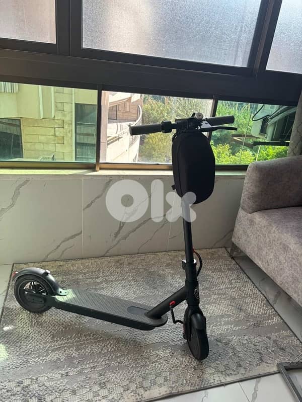 e scooter barely used for a special price 3