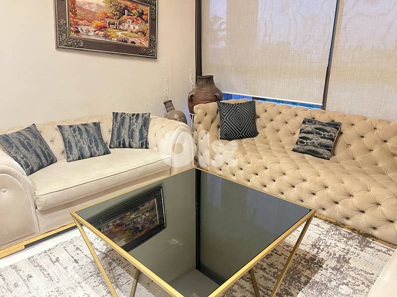 صالون بحالة ممتازة 2