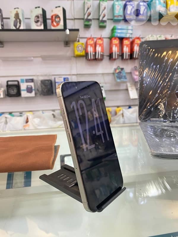 iphone 15 pro titanium 1