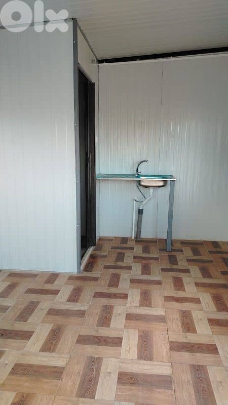 Pribricated house / غرفة للبيع 1