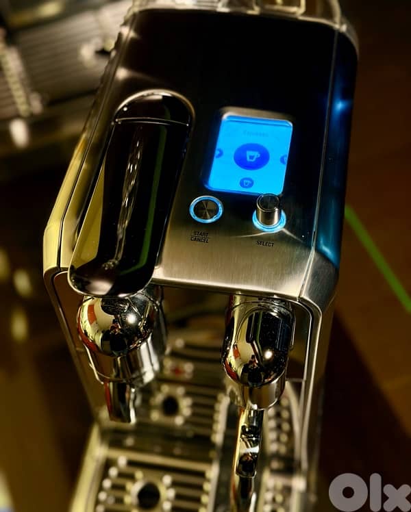 Nespresso Creatista plus metallic 1