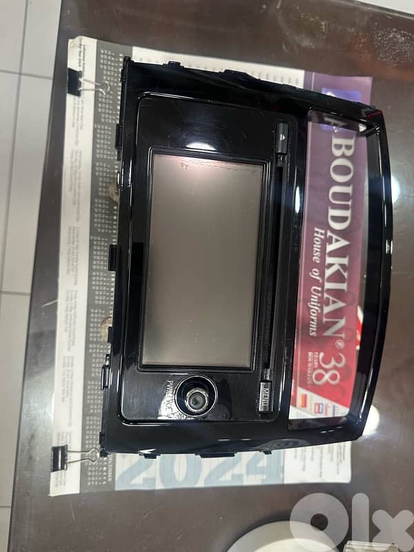 screen cd player for mitsubishi pajero 2015 used like new 1