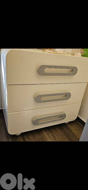 3 in 1 crib and drawers 2