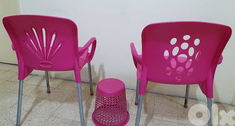 كرسي زهري عدد ٢ مع تكاية عدد ٢ و سلة  نضيف  مرتبة  بيروت ٢٠ $ ٠٣٧٢٣٨٩٥ 4