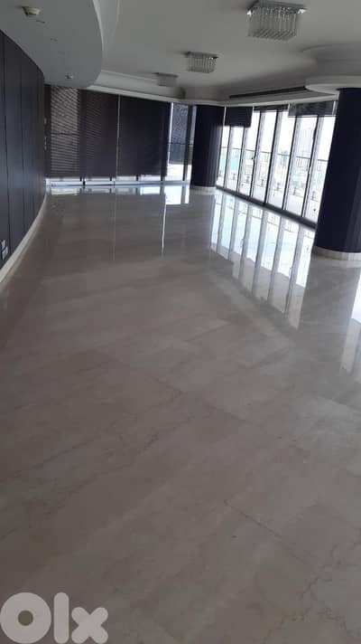 SPACIOUS APARTMENT IN VERDUN PRIME (550SQ) 4 MASTER BEDS , (BTR-326)