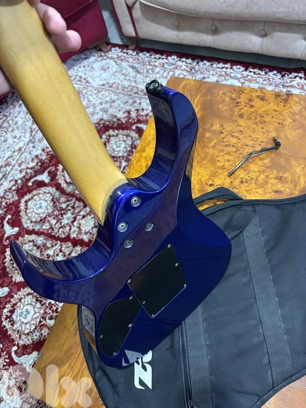 Ibanez electric guitar 4