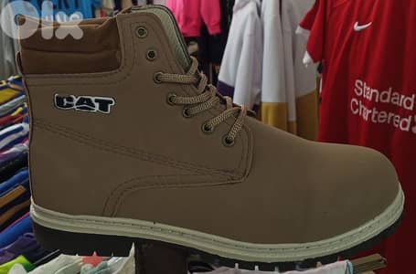 بوط شبابي نوعية مرتبة بأحلى الاسعار