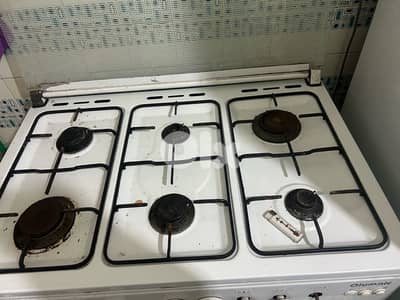 غاز 6 عيون موجود بالضاحية  75$