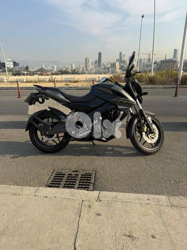 Bajaj Pulsar ns200 2017 1