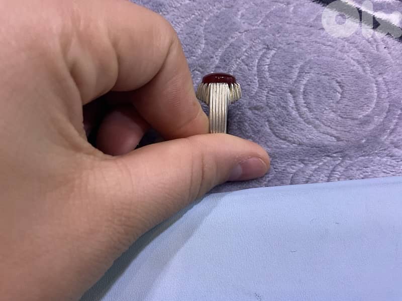 خاتم فضه عقيق ياماني اصلي ميه بلميه 8