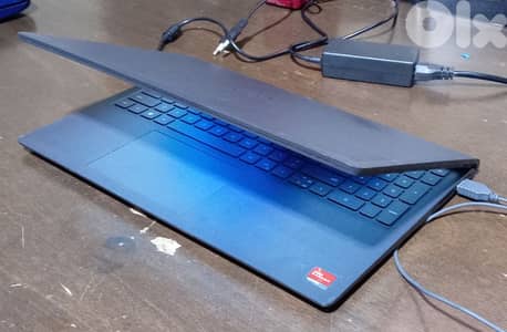 dell inspiron RYZAN 5 AMD