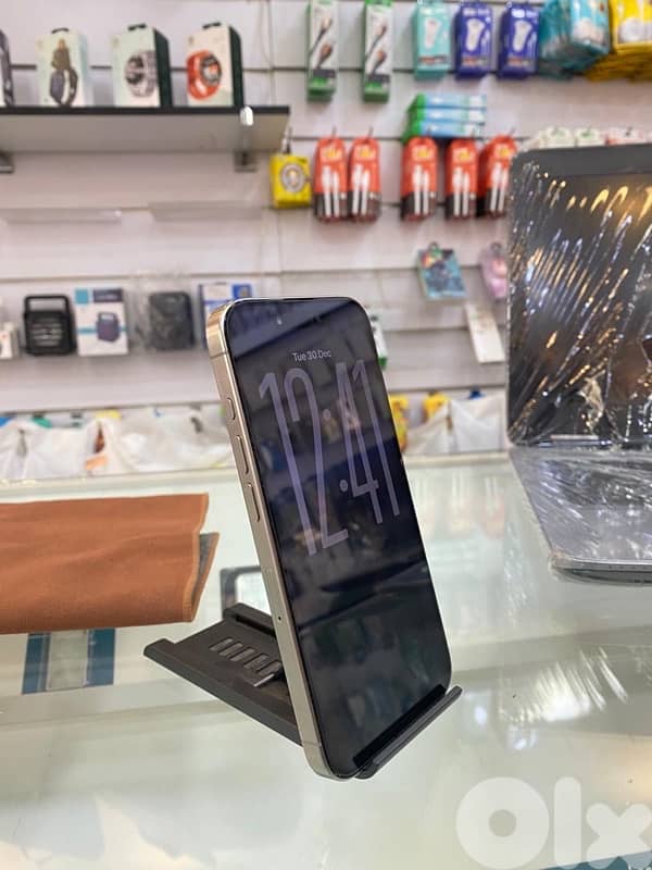 iphone 15 pro titanium 1