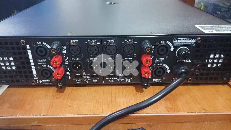 amplifier 4ch 1200w x 4 new in box 2