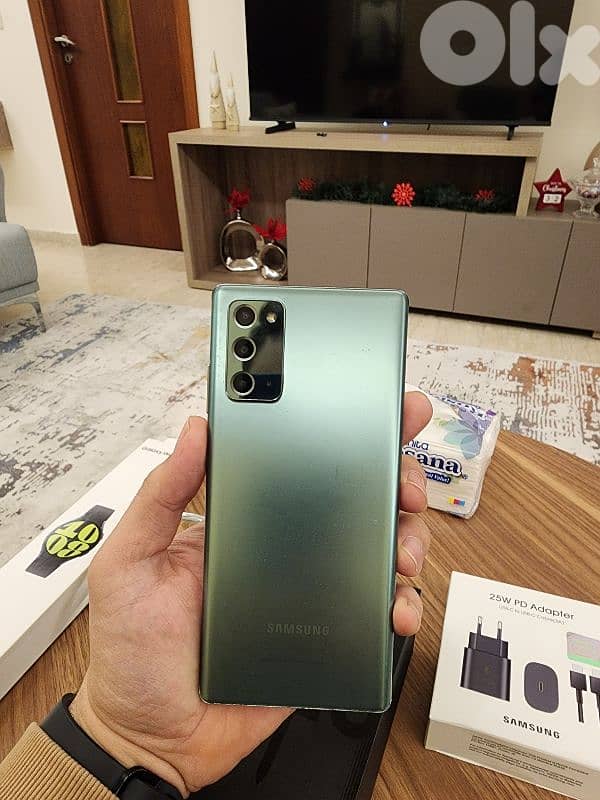 x2 samsung note 20 and watch 6 7