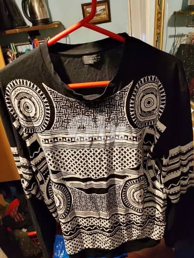 Zara black and white T-shirt.