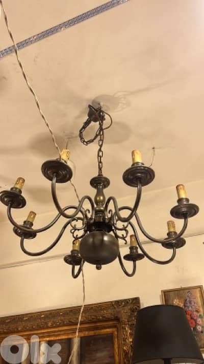 ثرية عدد ٢ برونز شغل هولندي ل صالون و سفرة ناعمين روعة سعر لقطة