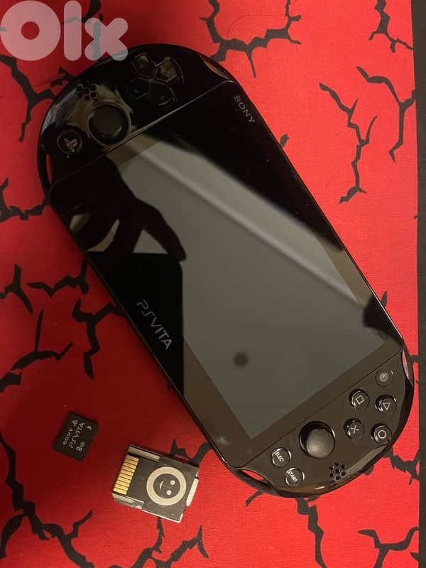 Jailbreaked Hacked PsVita v2000 (Slim) 2