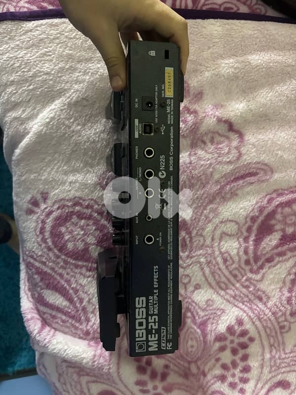 pedal boss guitar amp 1