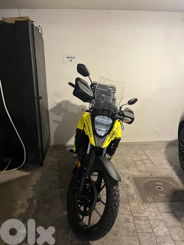 Suzuki V strom Clean ADV Bike 1